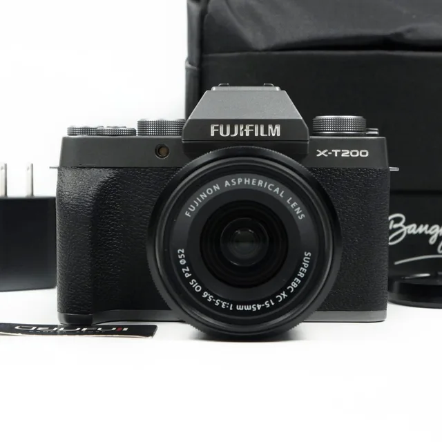 Fujifilm XT200