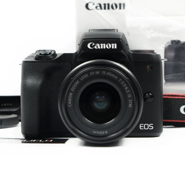 Canon EOS M50