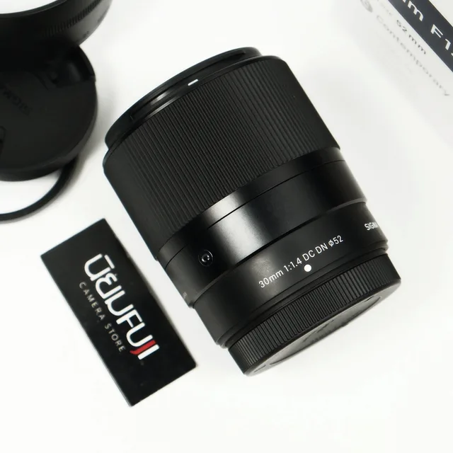 Sigma 30mm F1.4 DC DN