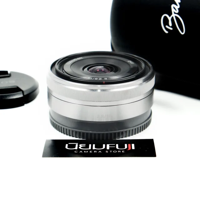 E16mm F2.8