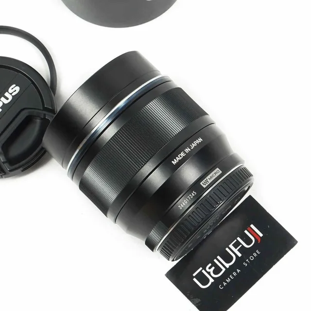 Zuiko 75mm F1.8