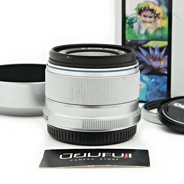 Zuiko 25mm F1.8