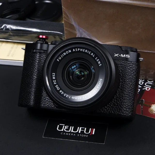 Fujifilm XM5