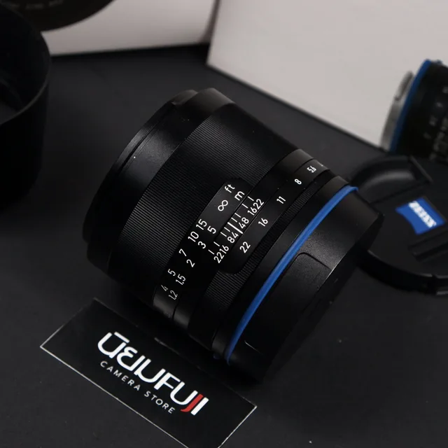 Zeiss 50mm F2