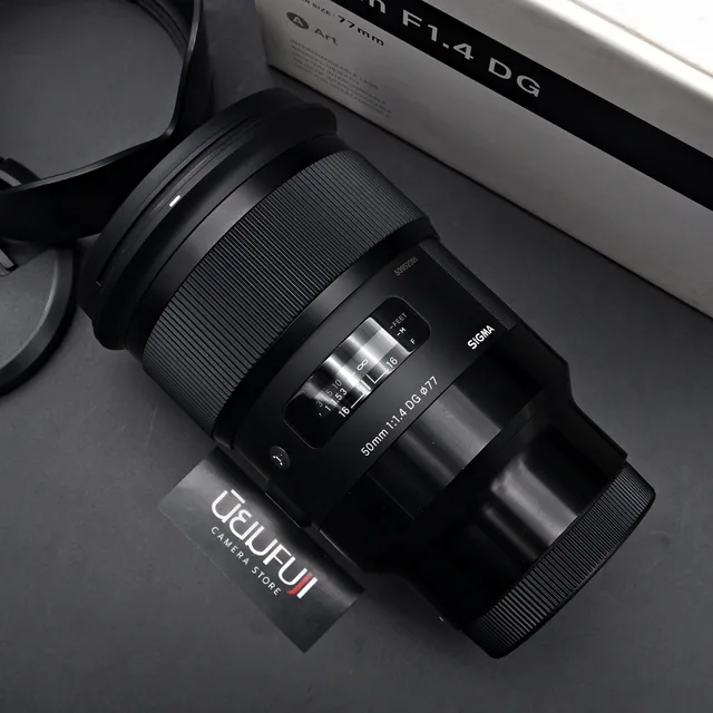 Sigma 50mm F1.4 DG