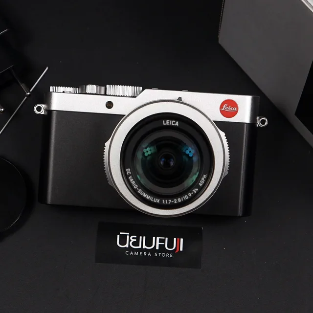 Leica D LUX 7