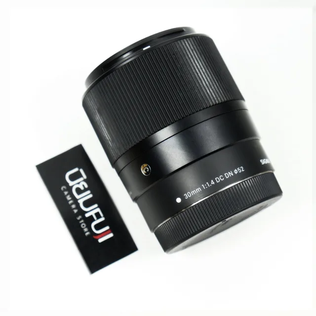 SIGMA 30mm F1.4 DC DN