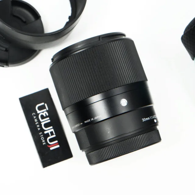 Sigma 30mm F1.4 DC DN