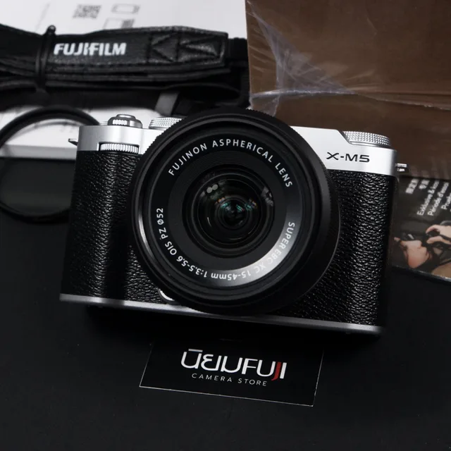 Fujifilm XM5
