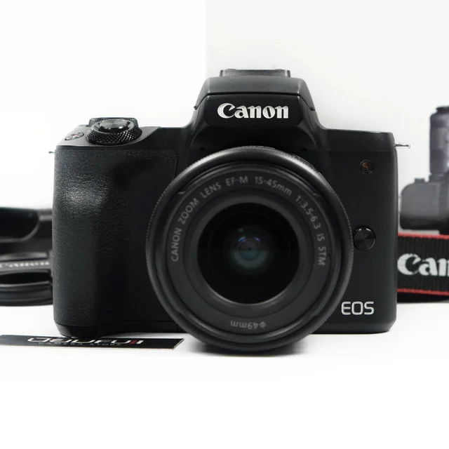Canon EOS M50