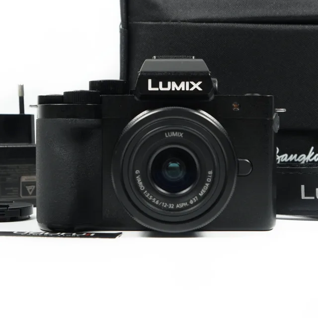 Lumix G100D